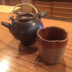 魚菜料理 縄屋 - 焙じ茶 1