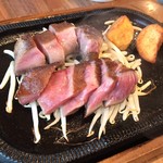 肉と葡萄酒 跳牛 - 厚切り牛タンステーキ