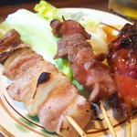 川扇 - 左から   豚バラ  砂ずり  レバー