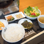  Futago HK TST shop - ハラミランチと追加メニュー+4皿で旦那の腹は満たされました