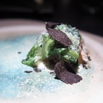 エクアトゥール - アワビ　筍　パルミジャーノとトリュフのビネグレットソース　牛の各種モツ