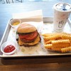 シェイクシャック 外苑いちょう並木 シェイクシャック 外苑いちょう並木