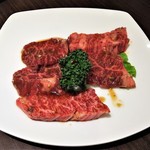 東海苑 - 上ハラミ。