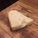 トラットリア・アルベロ - 天然酵母のパン