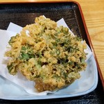 立喰いそば とんがらし - 高さも立派です