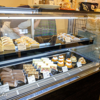 洋菓子舗 茂右衛門_2