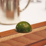 ラ・ベ - 「2016ジャパン・ケーキショー東京」ｺﾝﾌｨｽﾞﾘD優勝。 作品「旅するショコラ」／ﾊﾟﾃｨｼｴ・細川雅正