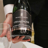 ラ・ベ - リッツ日本向け 　NOMINE RENARD BRUT　DWWA2017 ﾌﾞﾛﾝｽﾞﾒﾀﾞﾙ