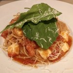 Burea Gaden - 完熟トマトのルッコラとモッツァレラチーズのパスタ