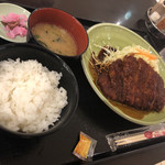 みそかつ・矢場とん - みそロースかつ定食