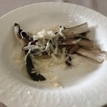 ラ リベラ - 芽室産赤チコリの軽いソテー パルミジャーノ掛け