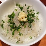 麺屋 六感堂 - 限定飯 生白魚丼