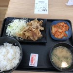 Yoshinoya - 豚生姜焼き定食➕キムチ