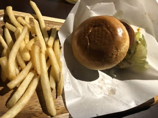 ニクヤ バーガーズ - 