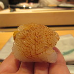 照寿司 - 噛まずに飲める食感の烏賊、烏賊ジュースと改名