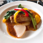 モンサンターブル - とうもろこし豚(肉料理