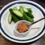 延齢草 - ここからお料理。もろきゅう。