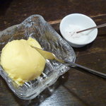 延齢草 - こちらもお父様の差し入れ、自家製バターは最高！