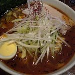 麺処 メディスン麺 - 辛麺（800円）