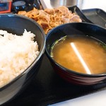 Yoshinoya - 2019年3月　ご飯とみそ汁