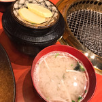 地鶏の里 永楽荘 - 定食のご飯&味噌汁