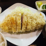 成蔵 - 雪質熟成豚特ロースかつ(200g) 定食 3680円
