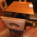 ノーザンテラスダイナー - 椅子とテーブル　【　２０１１年１１月　】