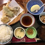 山喜 - 料理写真:日替り（天ぷら定食）
