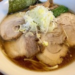 ラーメン屋モン吉 - 醤油チャーシューメン