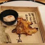 馬車道 大かわ - 焼きフグと焼き白子