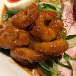 NAKAGAWA わず - 海老ちゃん可愛く鎮座 でも匂いも結構プンプンした味付け 好み別れるだろうね まぁ限定だし