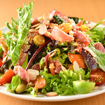 アカリ バル - チョップサラダ