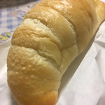 アリスのパン工房 スリーオーブン - 塩バターロール