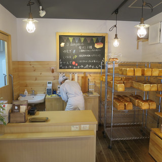 食パン専門店 ドンパン_2