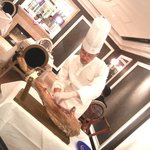 フランス料理　レ・セレブリテ - 小西シェフ、渾身の一刀！