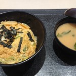 とんかつ 松のや - 玉子丼　290