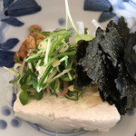 まん作 - 地元、西村ｻﾝの美味しいお豆腐に納豆と
      薬味は大好きな茗荷等も入ってる♡