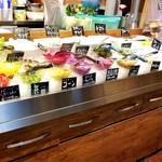 ザ・キッチン　銀座ライオン - そのサラダバー風景。