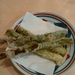 手打うどん かとう - アスパラ天