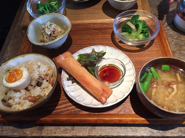 自然派ワイン食堂クラクラ 石神井公園 ワインバー 食べログ