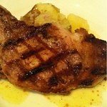イタリアーノ イワイ - 骨付豚肉の炭火焼