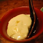 沖縄 肉酒場 ぬちぐすい - 自家製ジーマミー豆腐