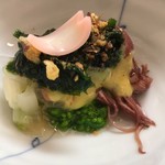 御料理 ひさまつ - 先付け
      蛍烏賊 菜花 うるいの甘酢餡かけ
