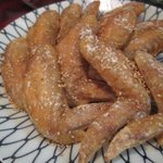 手羽矢 - この唐揚げは私の中でNO1。スパイスがきいてます。