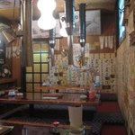 手羽矢 - 日本酒のラベルが壁一面に♪