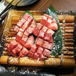 炭火焼肉 BuZZ 神戸店 - 