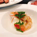 アズーリ - カリフラワーのムースと赤エビのマリネ