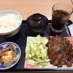 十勝豚丼 なまらうまいっしょ - 