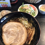 Menya - ラーメン サラダ 煮たまご