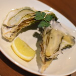 ワインバー バッカス - 殻付き生ガキの白ワイン蒸し（１，１００円）２０１９年２月